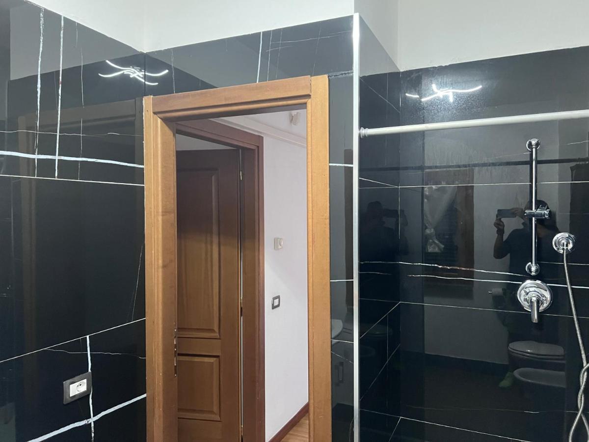 Mare Nostrum La Spezia Bagian luar foto